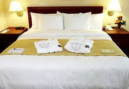 Courtyard By Marriott Maschsee