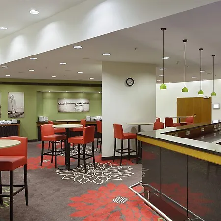 Hotel Courtyard By Marriott Maschsee Hannover