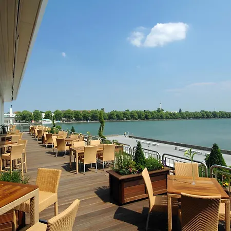 Hotel Courtyard By Marriott Maschsee Hannover