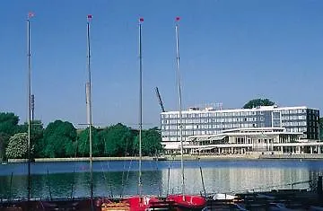 Courtyard By Marriott Maschsee 4* Hannover